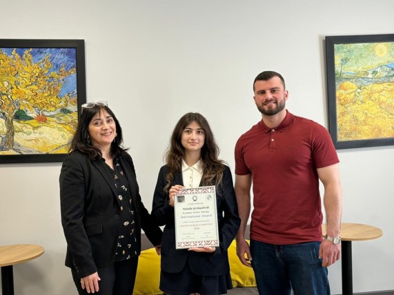 E17FD2E2-C28C-448F-AE5C-F53BC6E7A63C_1_105_c